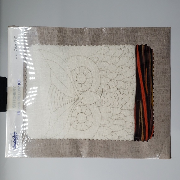 Vintage Wonder Art Creative Needcrafts Stitcher Hoot Owl 16" Pillow Kit - Picture 6 of 10